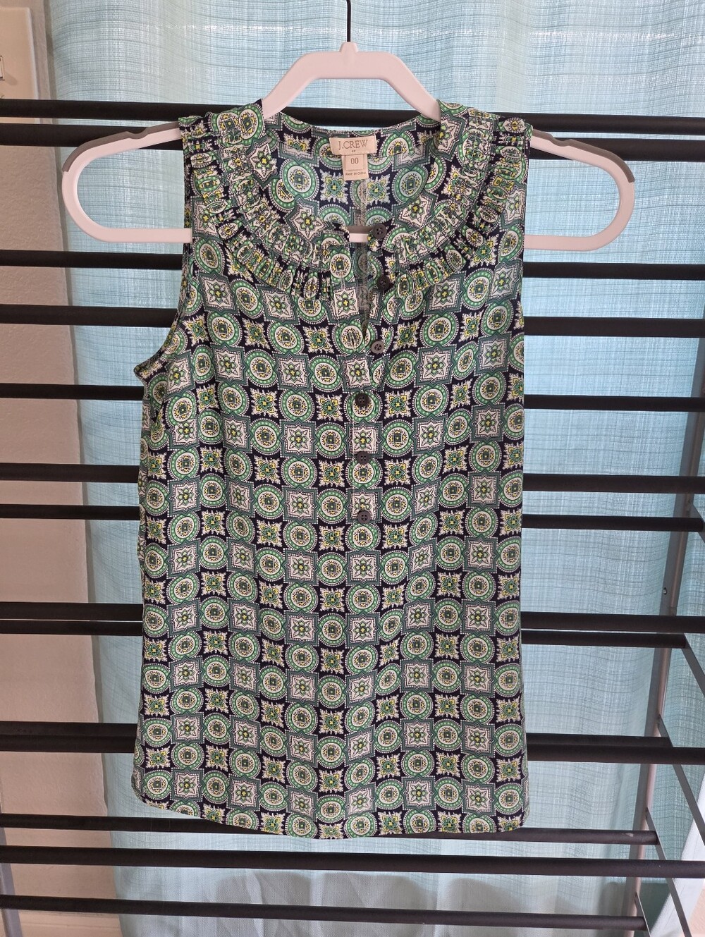 J.Crew Flowy Sleeveless Blouse - Ruffled Collar, Green Geometric Medallion Print